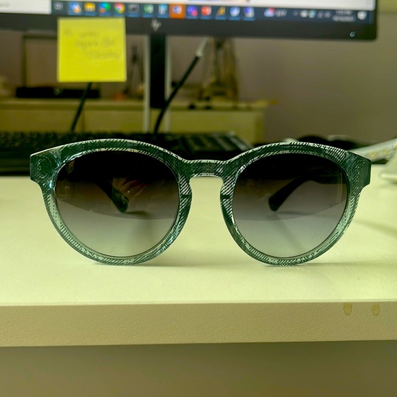 Coach Sunglasses - Picture 1 of 5
